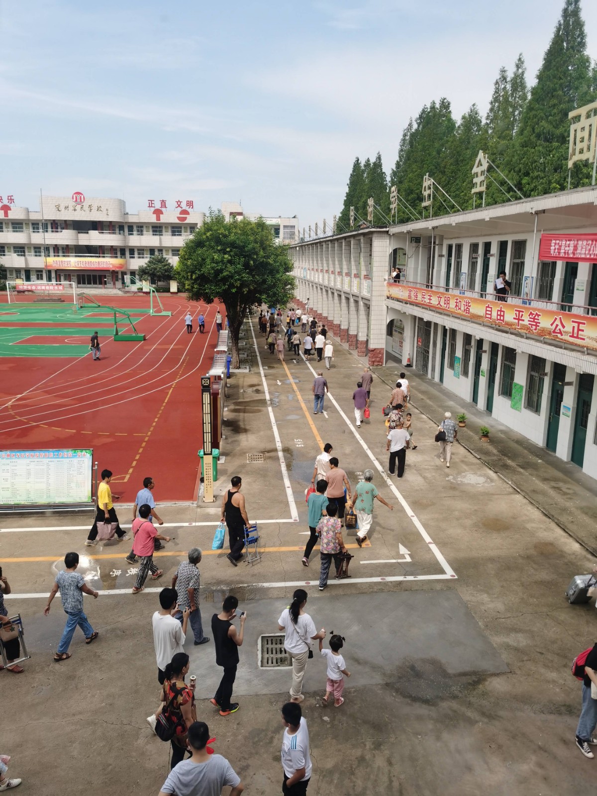 军1(1).jpg